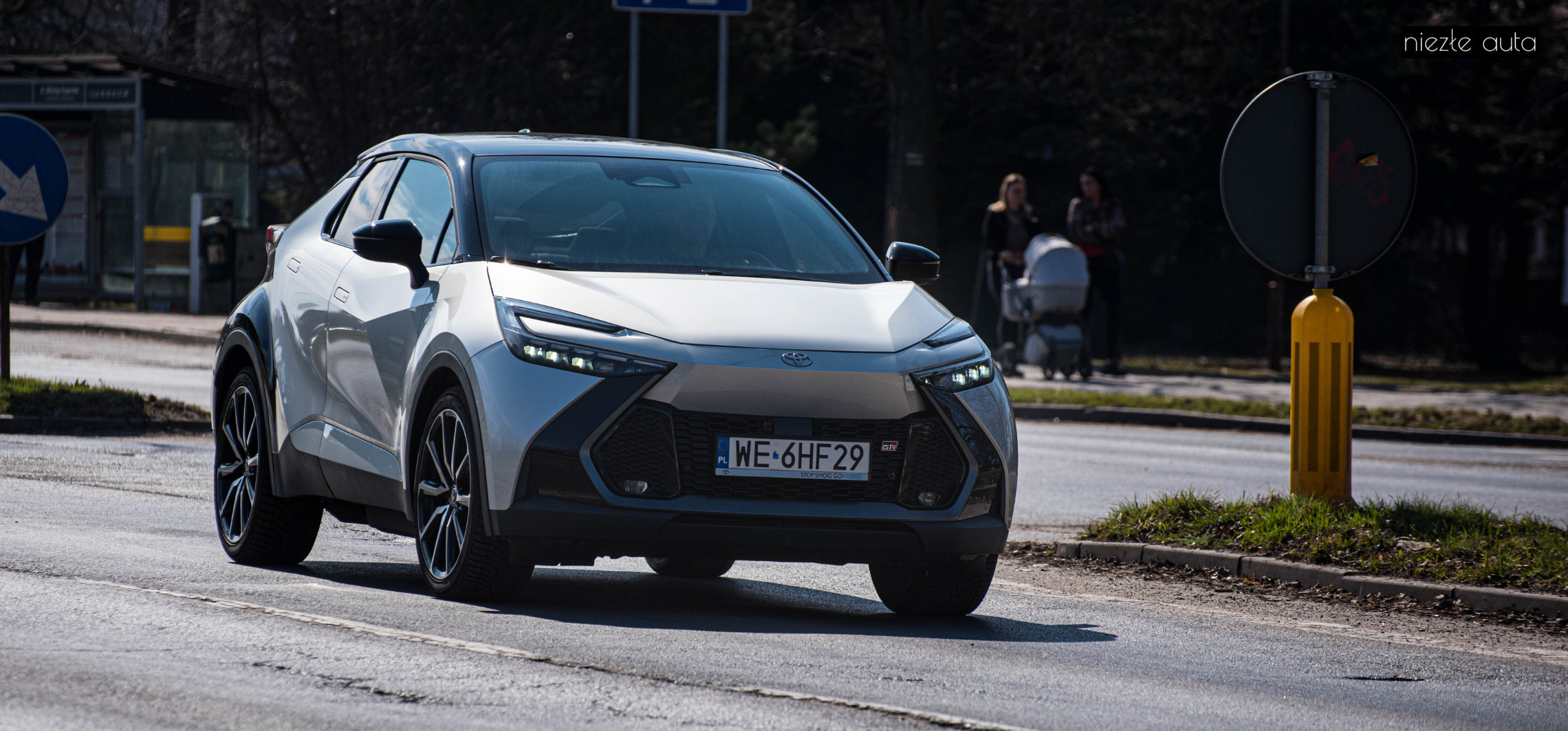 Test: Toyota C-HR. One są wszędzie!