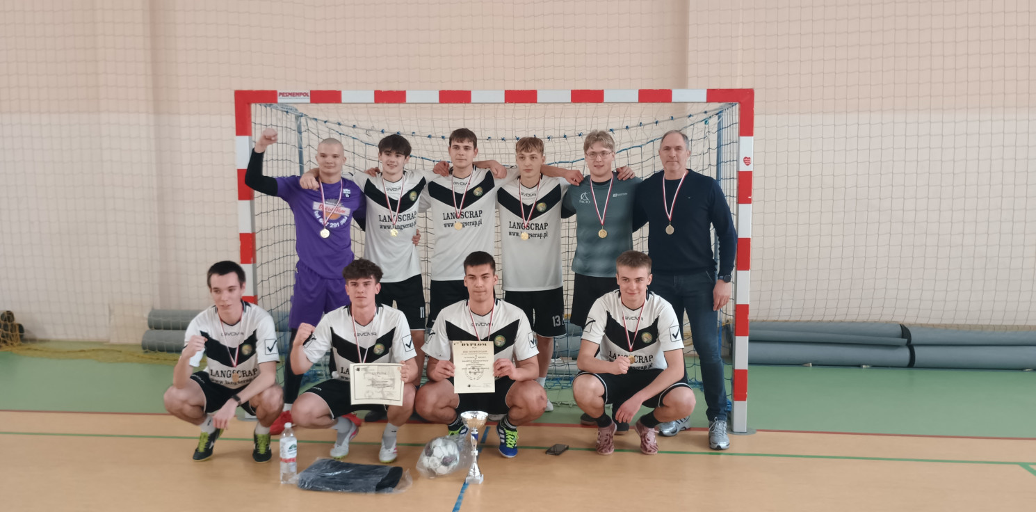 Inowrocław - Budowlanka najlepsza w hali. Emocje do ostatnich sekund