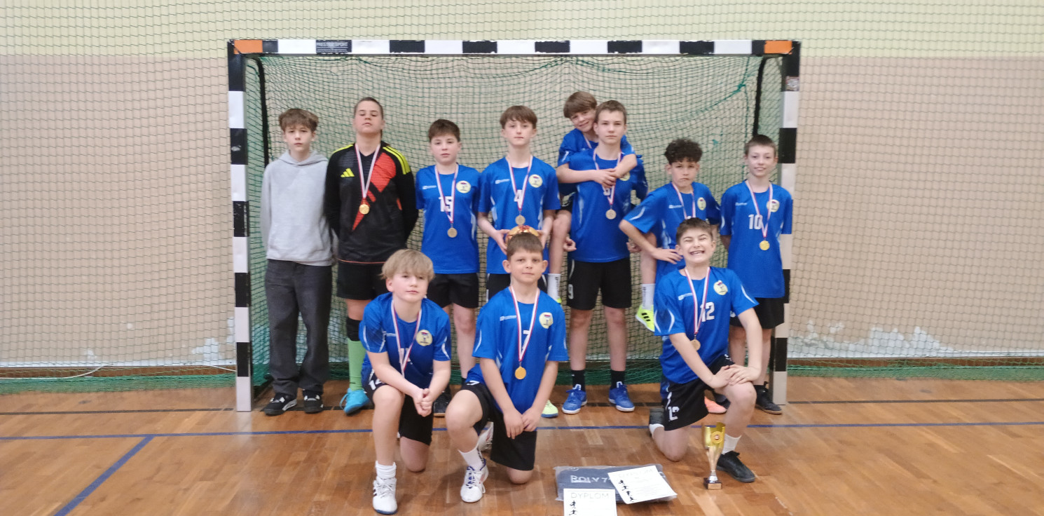 Inowrocław - Piątka wygrała po karnych. Złoto dla Inowrocławia