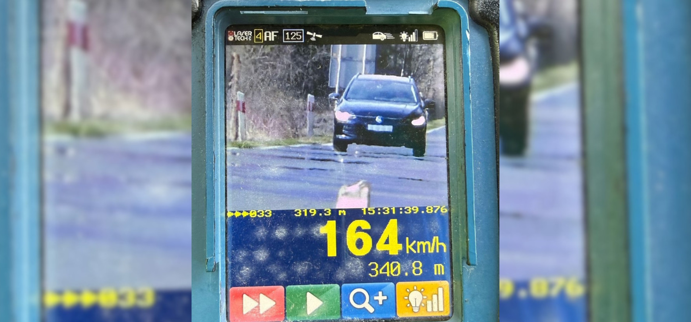 Pędził 164 km/h na ograniczeniu do 70. Stracił prawo jazdy