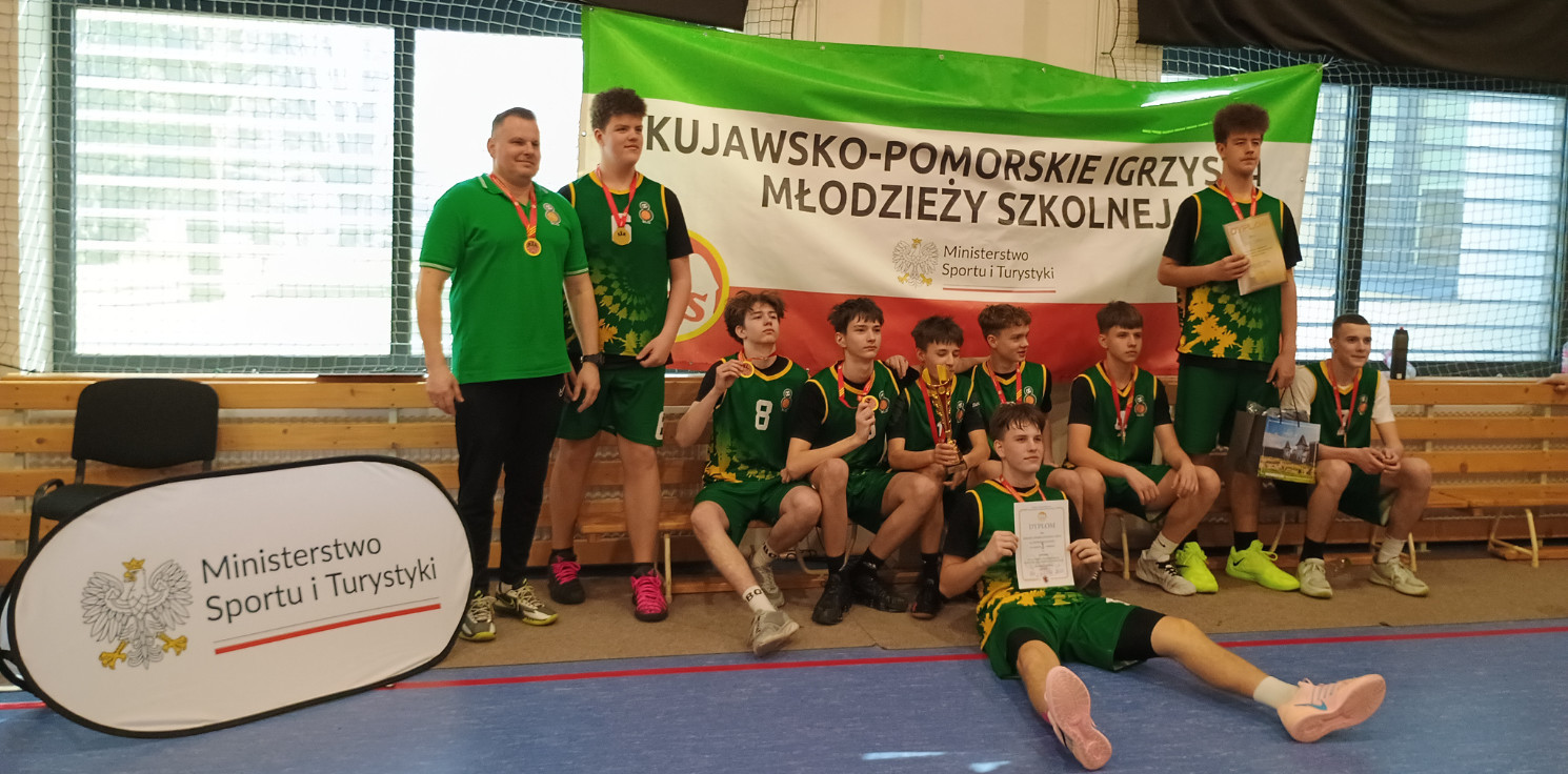 Inowrocław - Uczniowie z Ósemki najlepsi w województwie