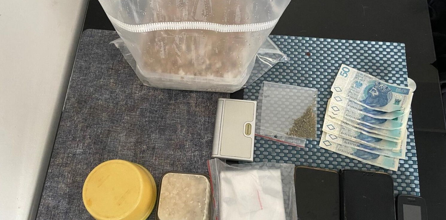 Inowrocław - 35-latek miał w mieszkaniu narkotyki i grzybnię halucynogenną