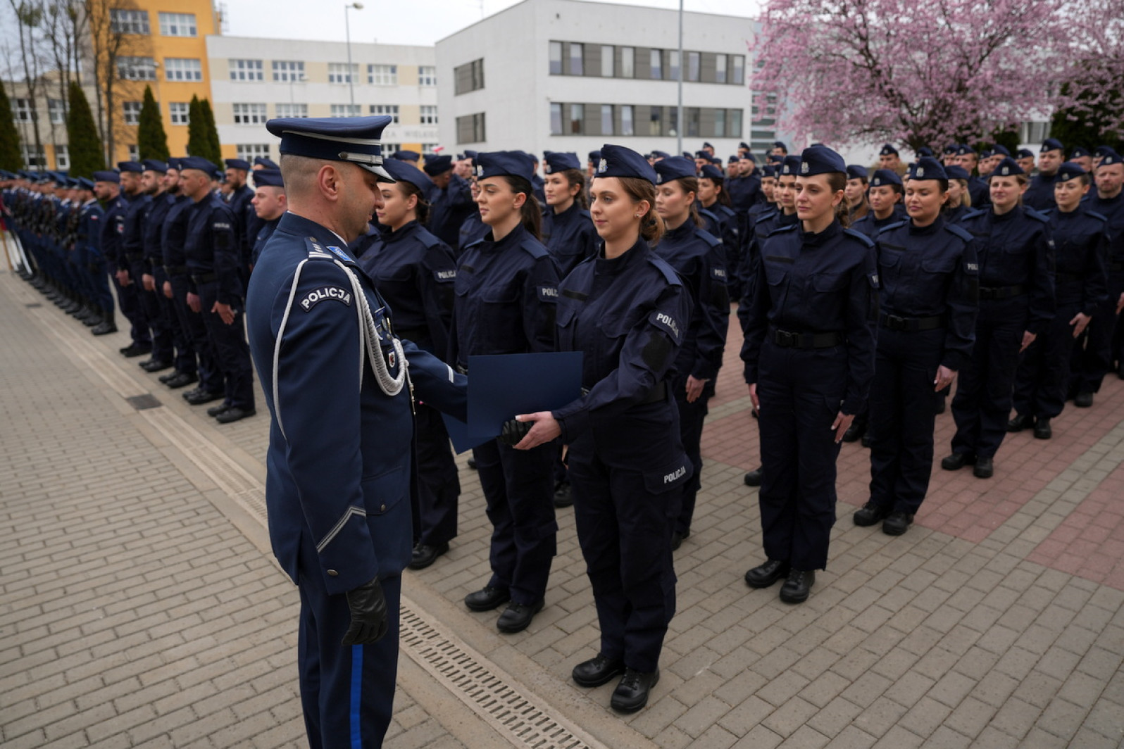 84 nowych policjantów. Część trafi do Inowrocławia