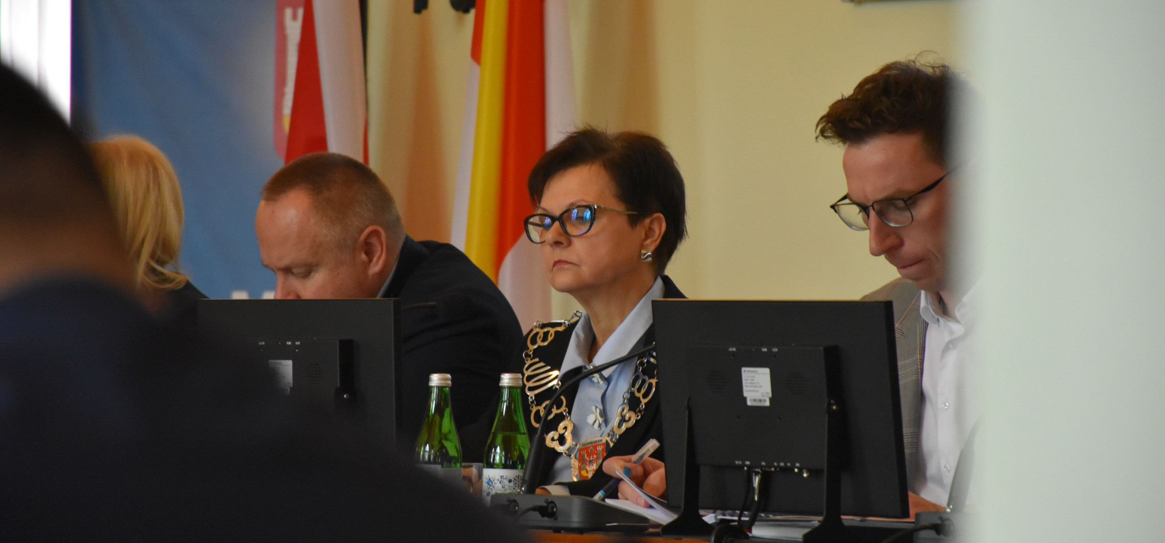 Kto może mówić na sesji Rady Miejskiej? Mieszkańcy bez głosu