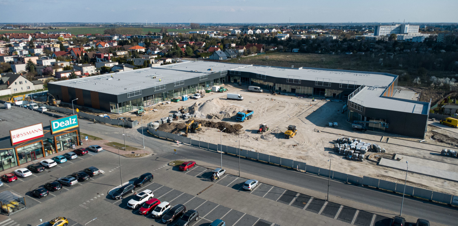 Inowrocław - Nowe centrum handlowe na ukończeniu. Tak dziś wygląda