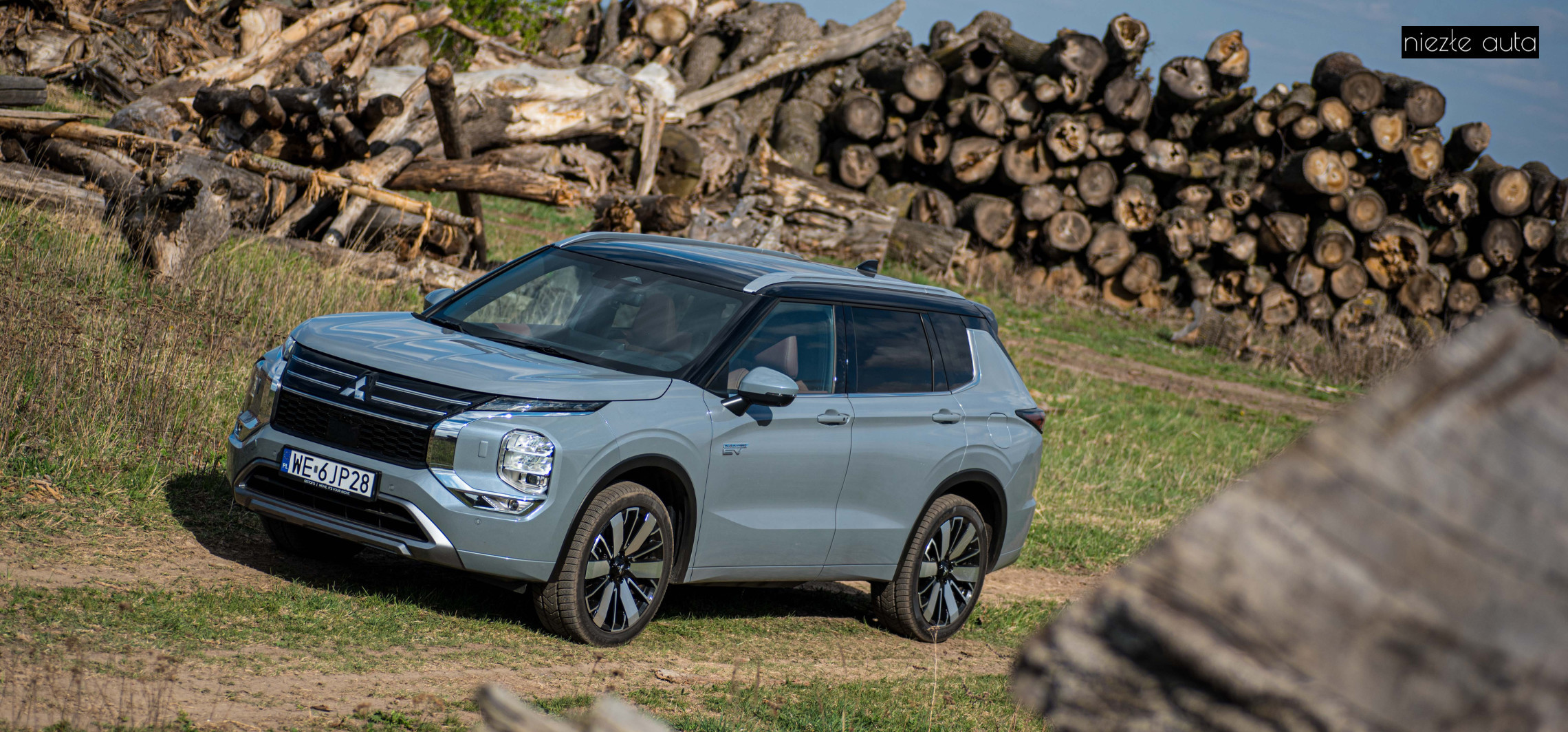 Test: Mitsubishi Outlander. Rodzinny SUV potaniał o 50 tysięcy