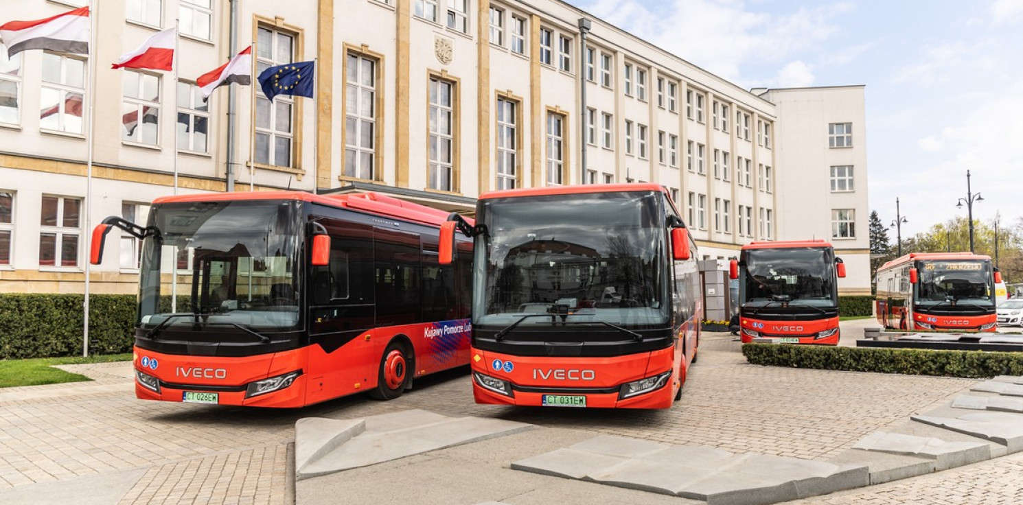 Inowrocław - Kolejne elektryki w KPTS. Nowy autobus połączy dwa uzdrowiska