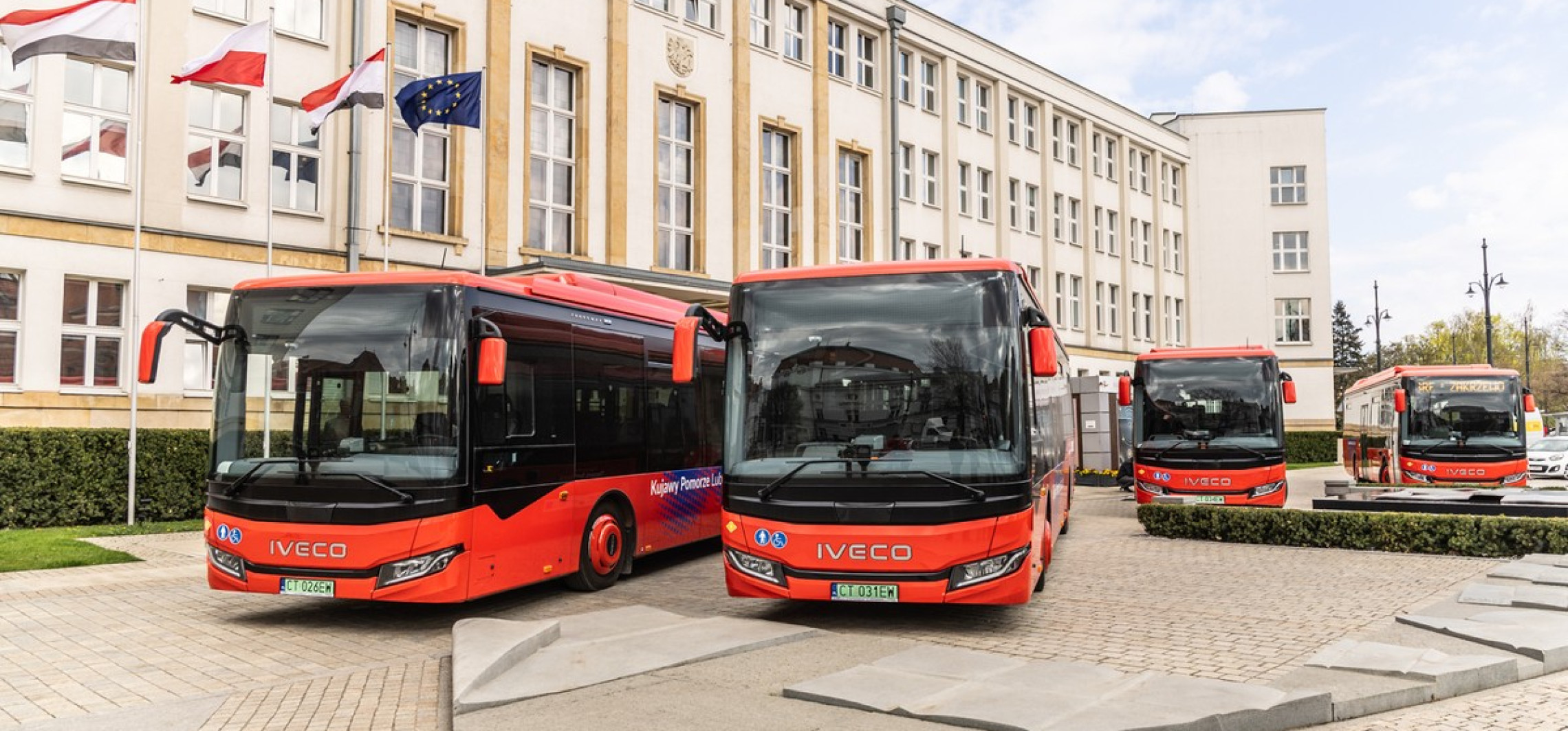 Kolejne elektryki w KPTS. Nowy autobus połączy dwa uzdrowiska