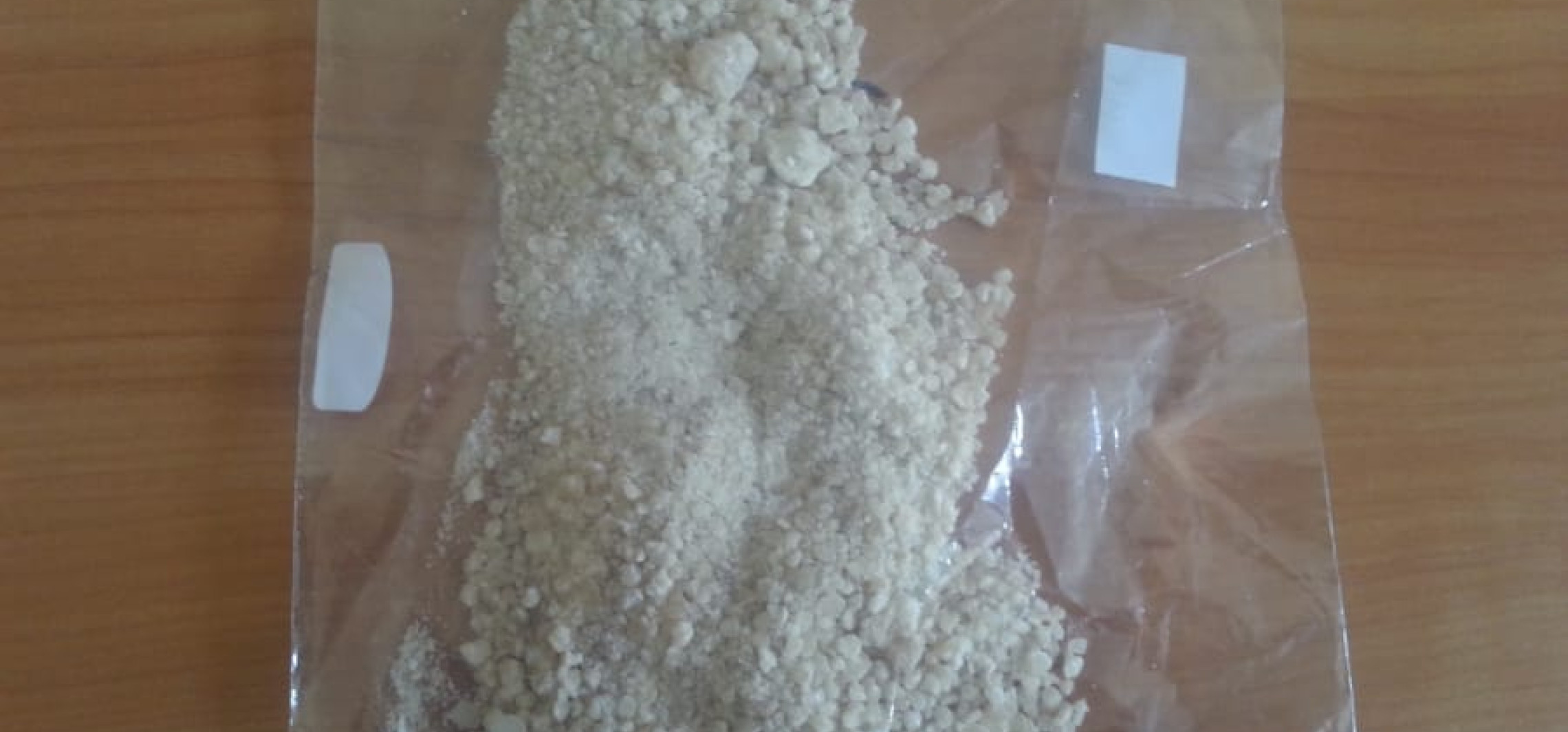 Zobaczył policję i wyrzucił skarpetę. W środku był mefedron