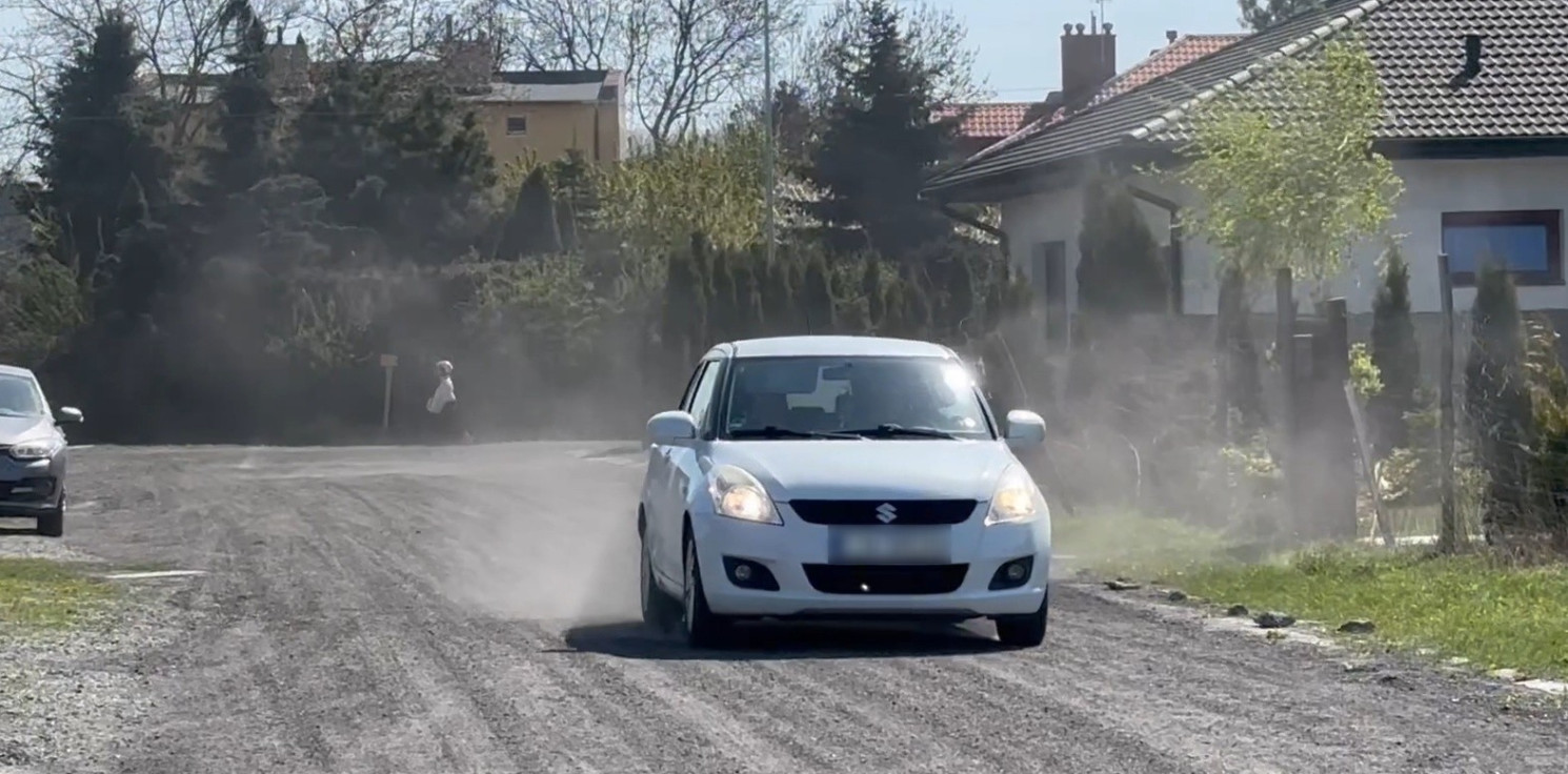 Inowrocław - Pył nie do zniesienia. Są zgłoszenia z kolejnych ulic