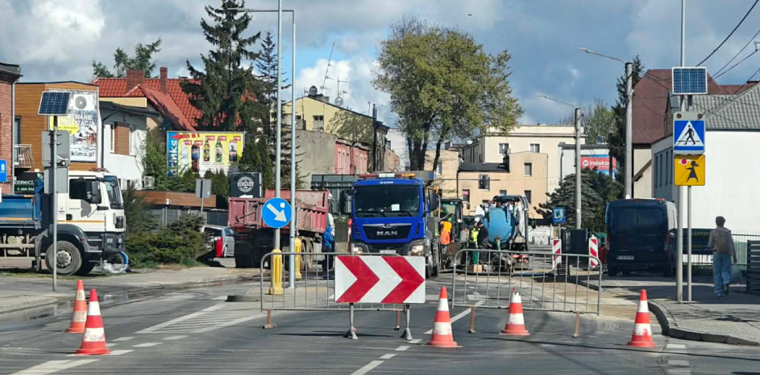 Inowrocław - Tylko dwa beczkowozy, a i tak nie wyjechały. Kulisy awarii w Inowrocławiu