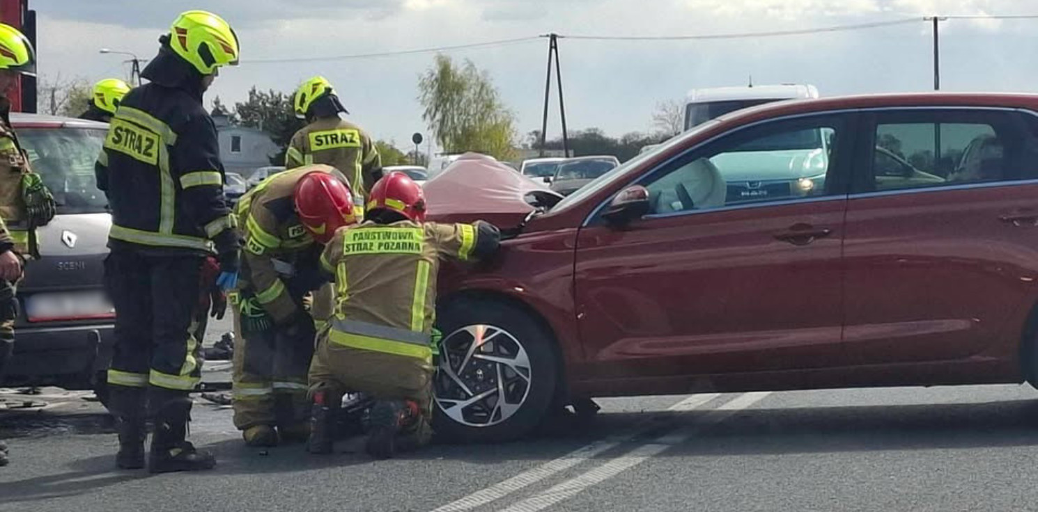 Gmina Inowrocław - Utrudnienia na drodze w kierunku Kruszwicy po kolizji