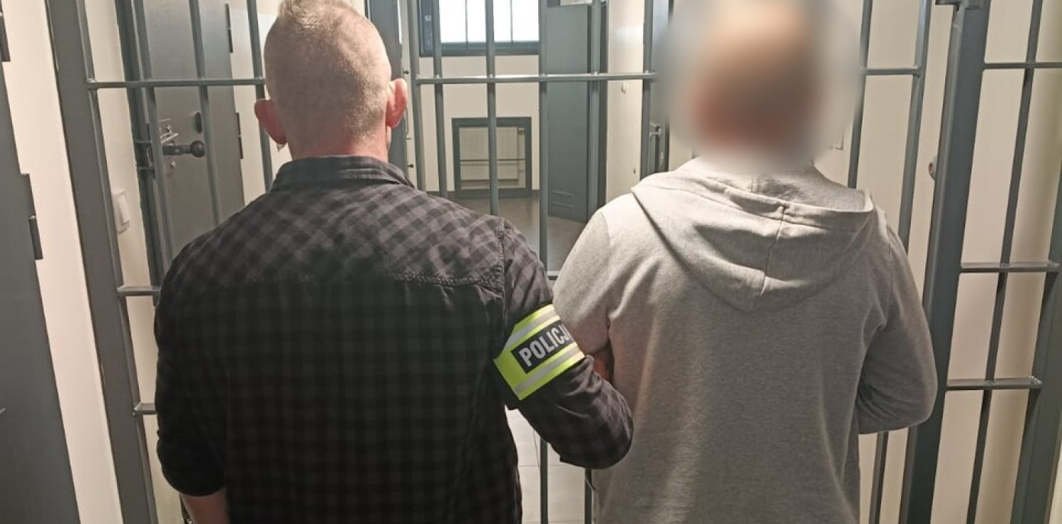 Pakość.online - Atak na policjanta pod Pakością. 49-latek trafił za kratki
