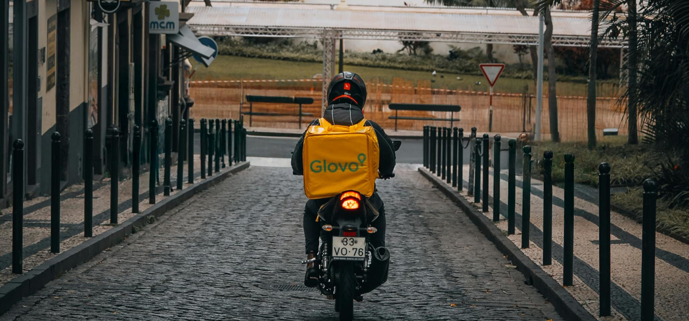 Jak zostać partnerem flotowym Glovo?