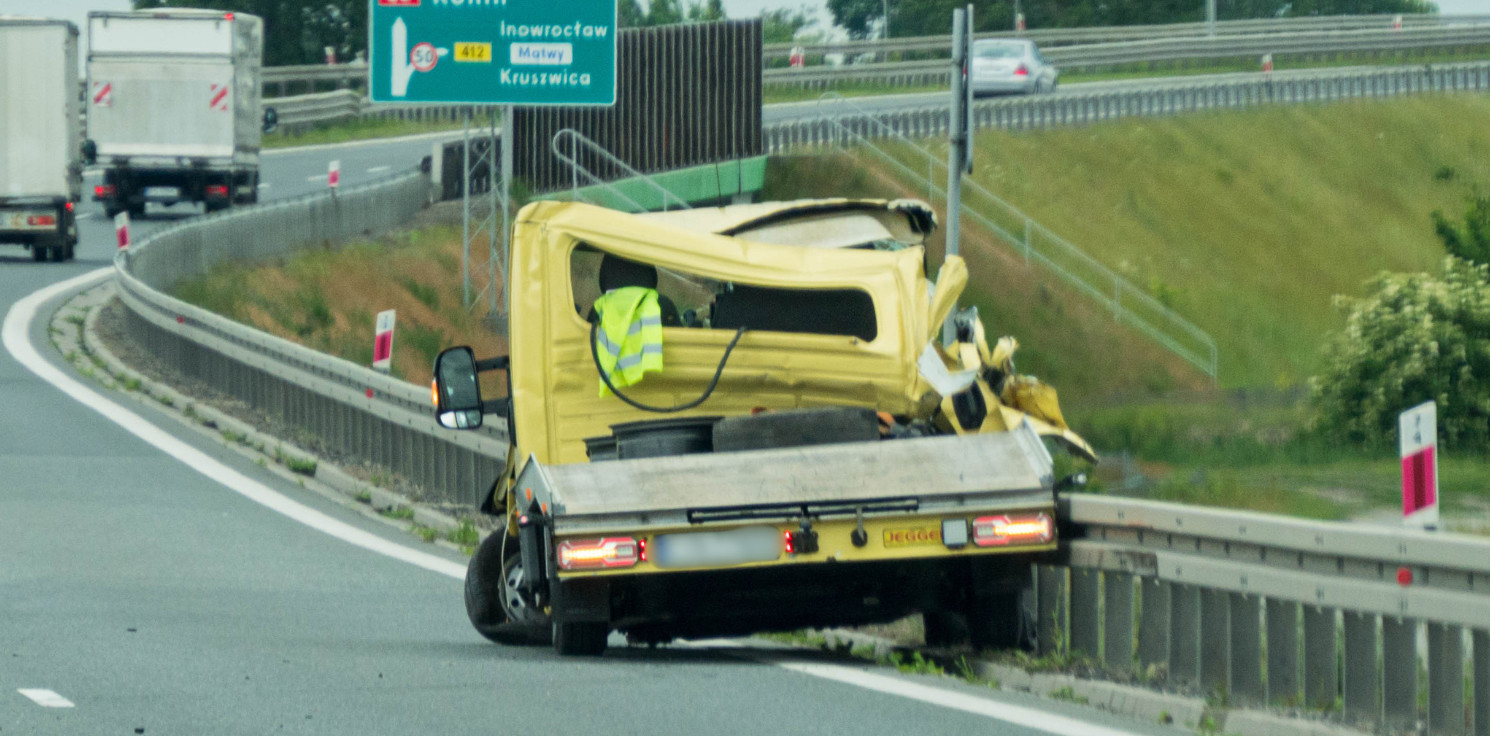Gmina Inowrocław - Zderzenie ciężarówki i lawety na obwodnicy