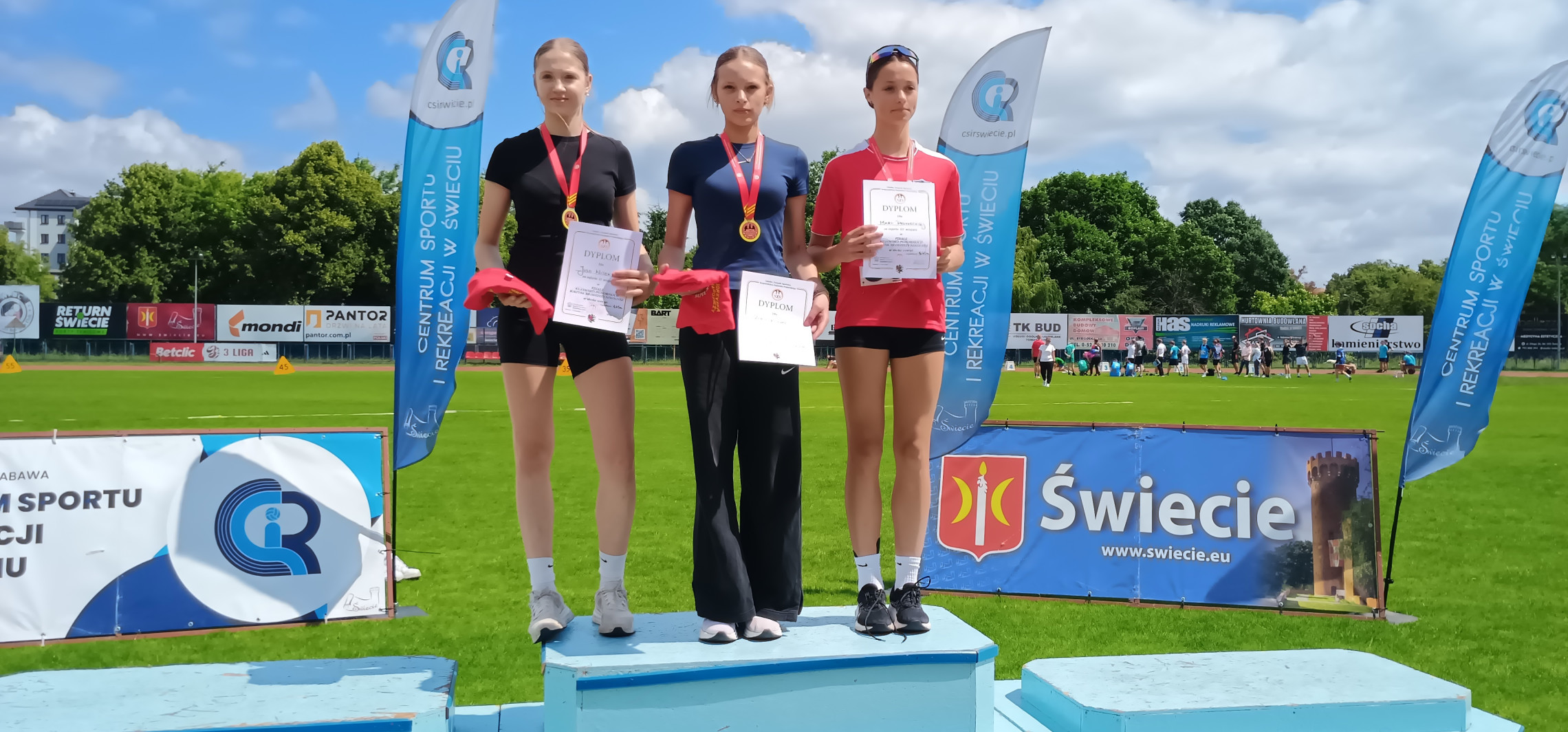 Lekkoatletyczny deszcz medali. Młodzi sportowcy podbili Świecie