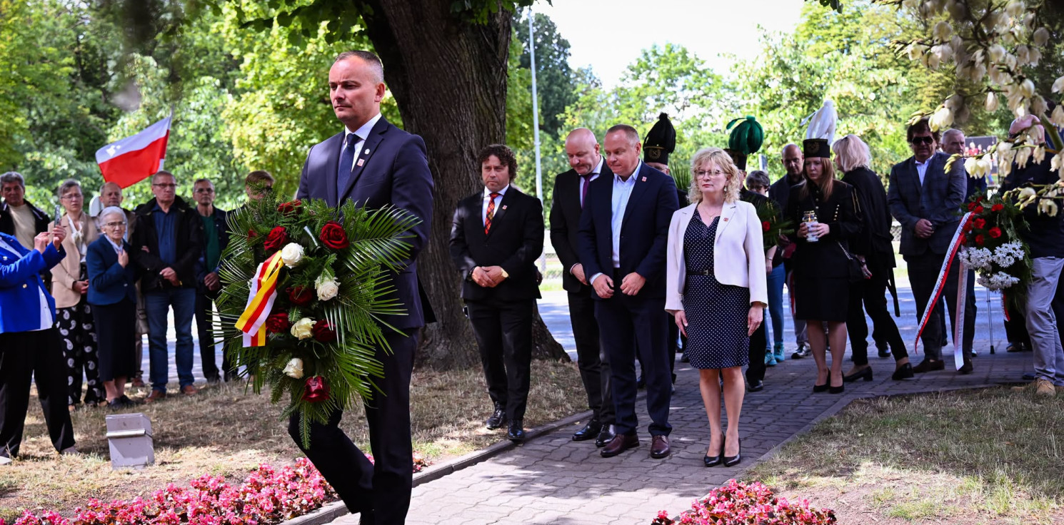 Inowrocław - Inowrocław uczcił pamięć ofiar Zbrodni Wołyńskiej