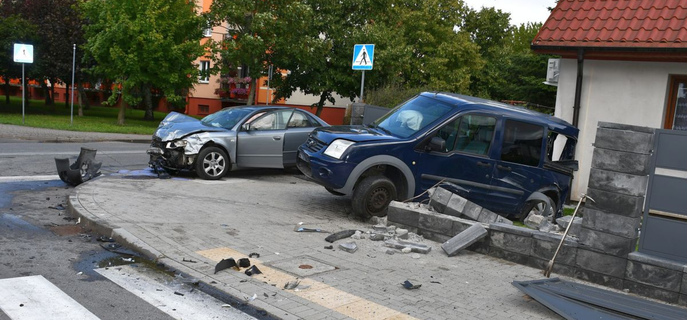 Dwie kraksy w odstępie nieco ponad godziny