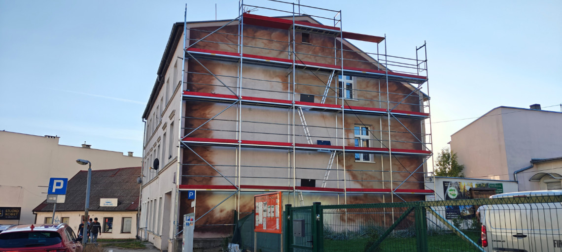 W centrum Inowrocławia powstaje nowy mural