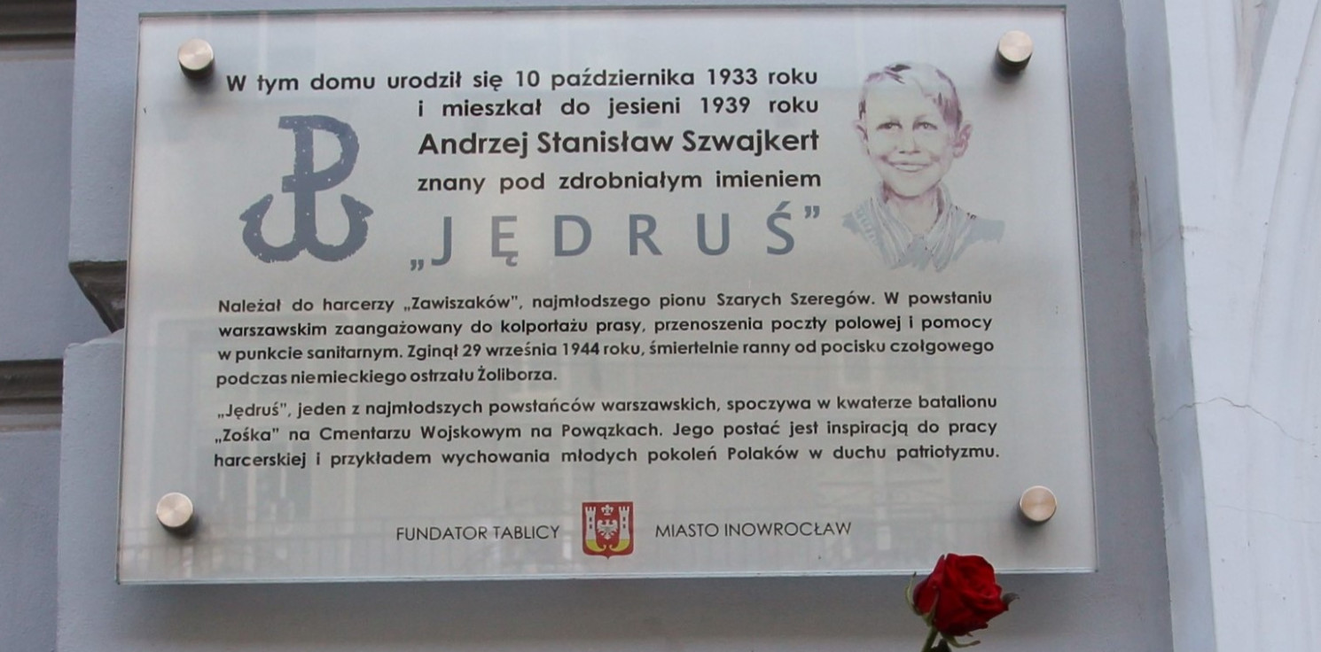 Inowrocław - Był najmłodszym powstańcem z Inowrocławia. Tak został upamiętniony