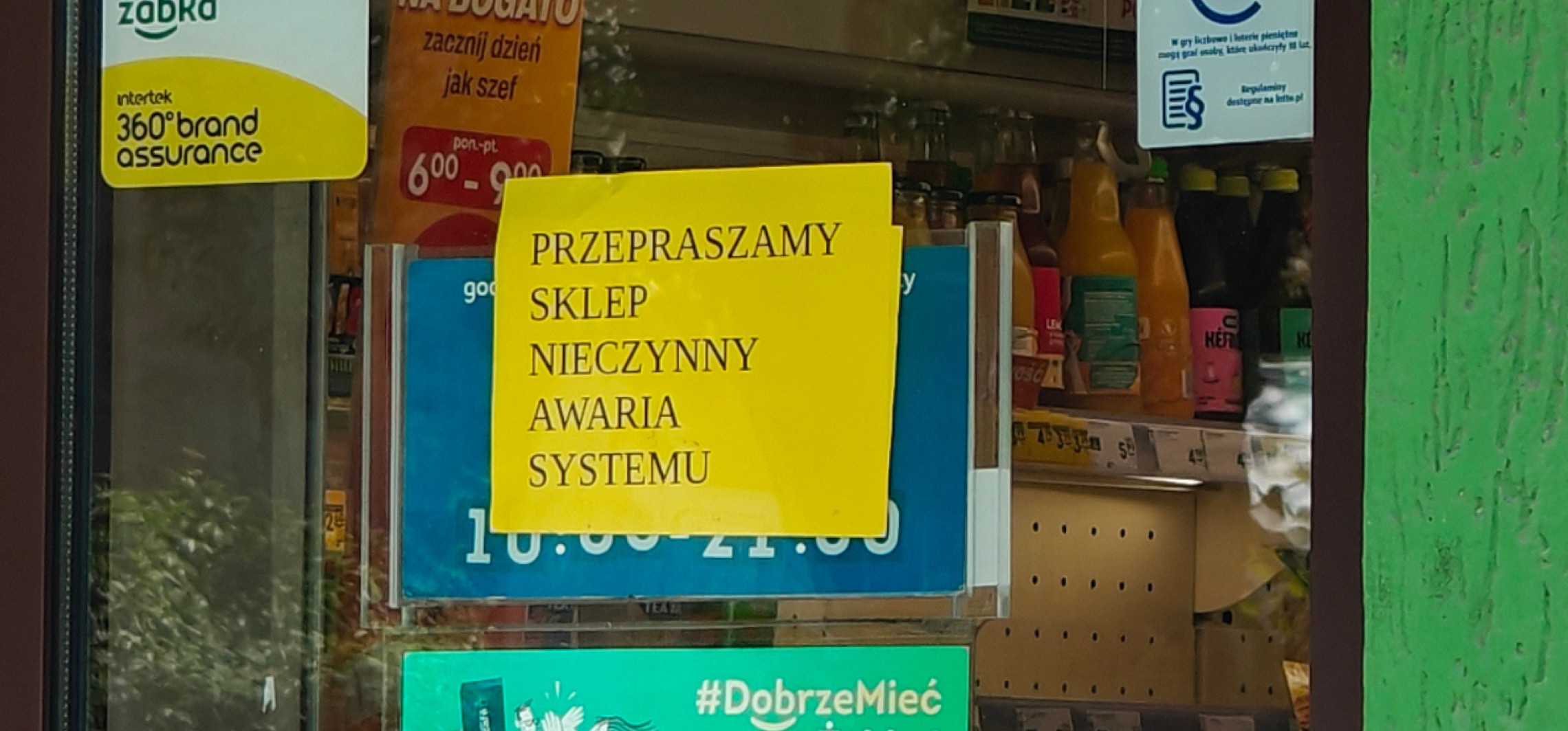 Ogólnopolska awaria w Żabce. Pozamykane sklepy