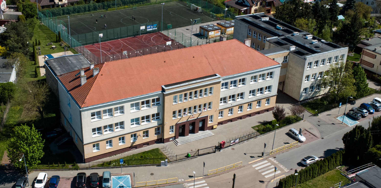 Inowrocław - Jest wykonawca remontu dachu sali gimastycznej