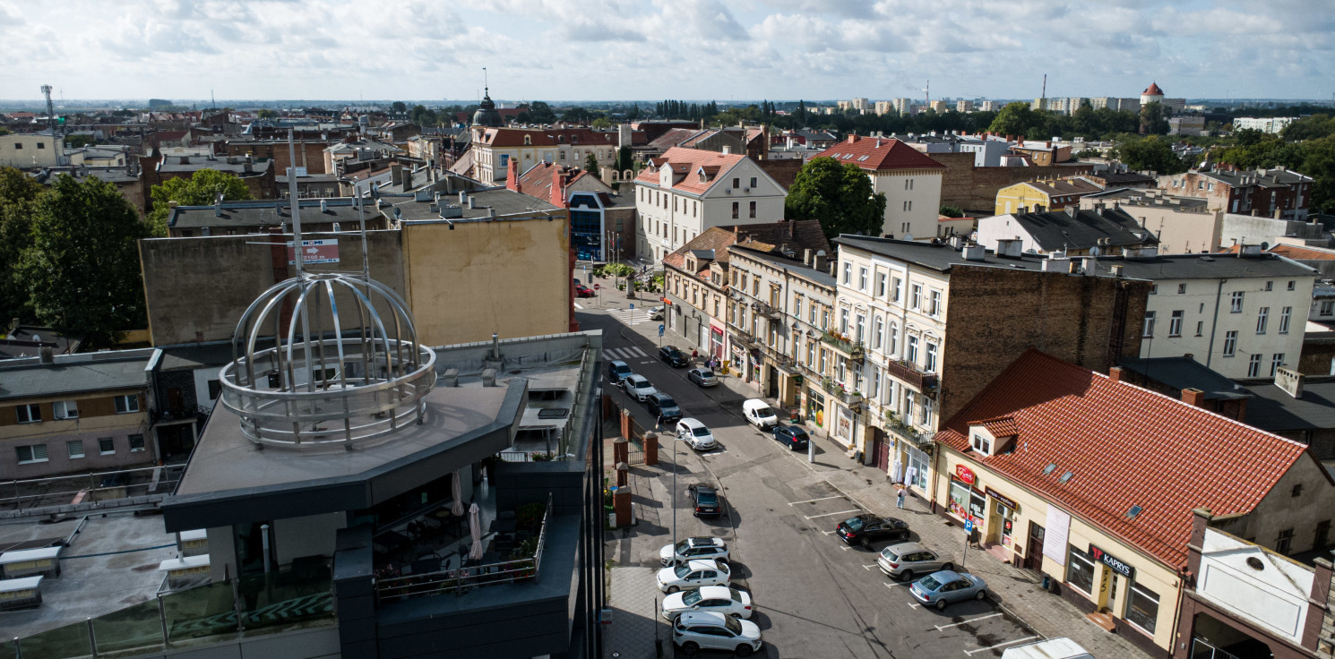 Inowrocław - Reklamy w centrum. Jego zdaniem Marcin Wroński jest w błędzie