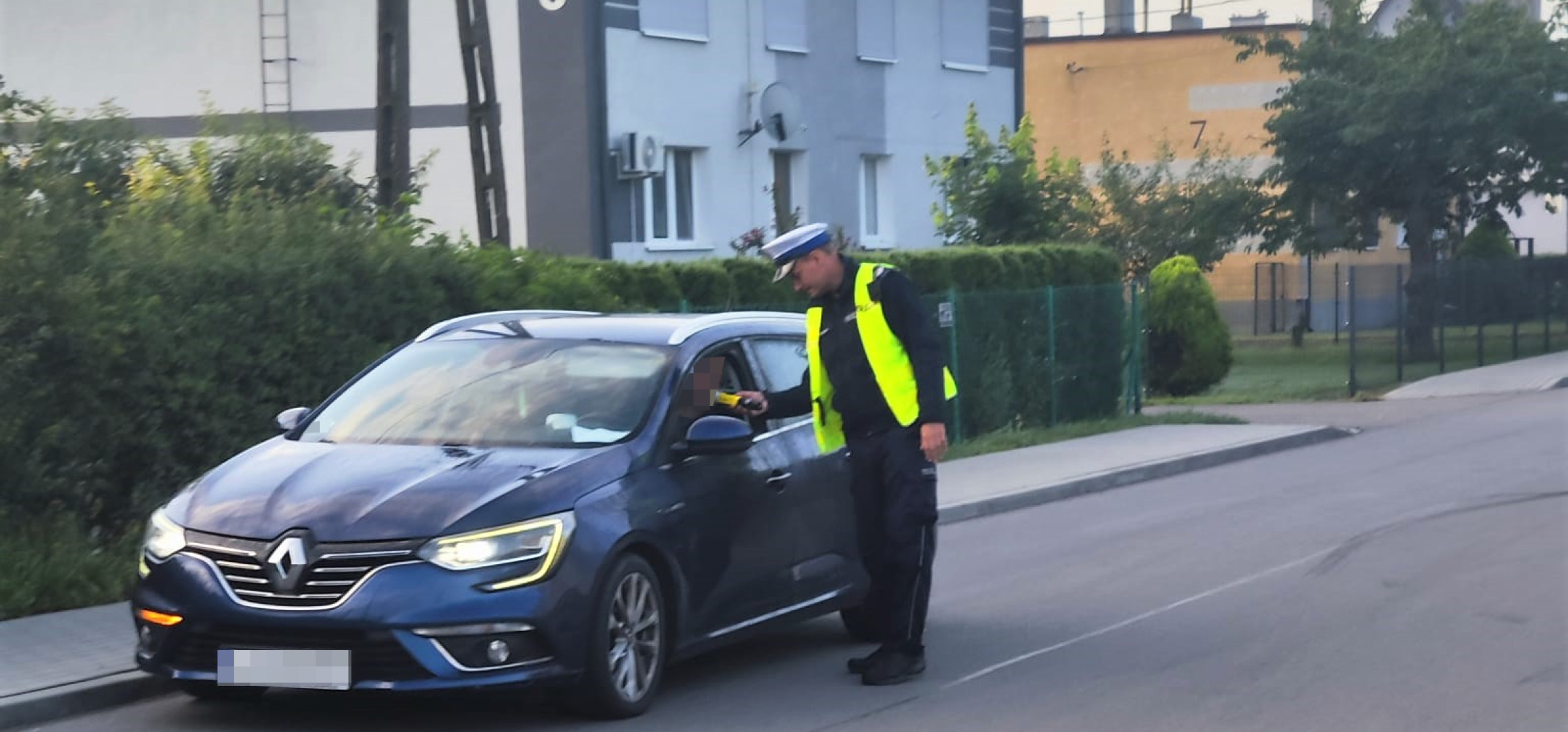 Wsiedli za kółka z promilami. Wpadło dwóch kierowców