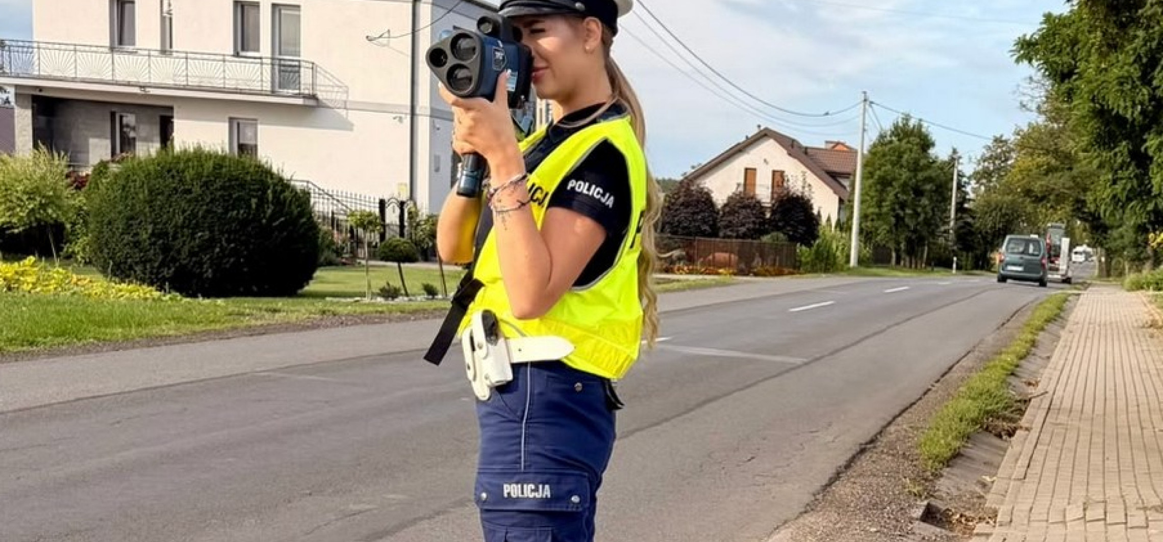 Zatrzymali 22-latka w BMW. "Droga to nie tor wyścigowy"