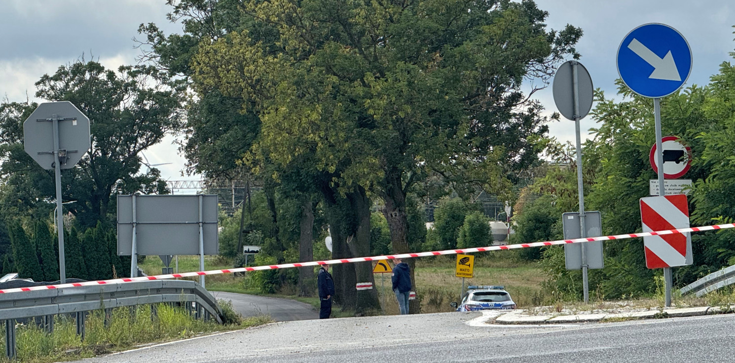 Janikowo.online - Zamknięto ulicę, po ulewie podmyło jezdnię