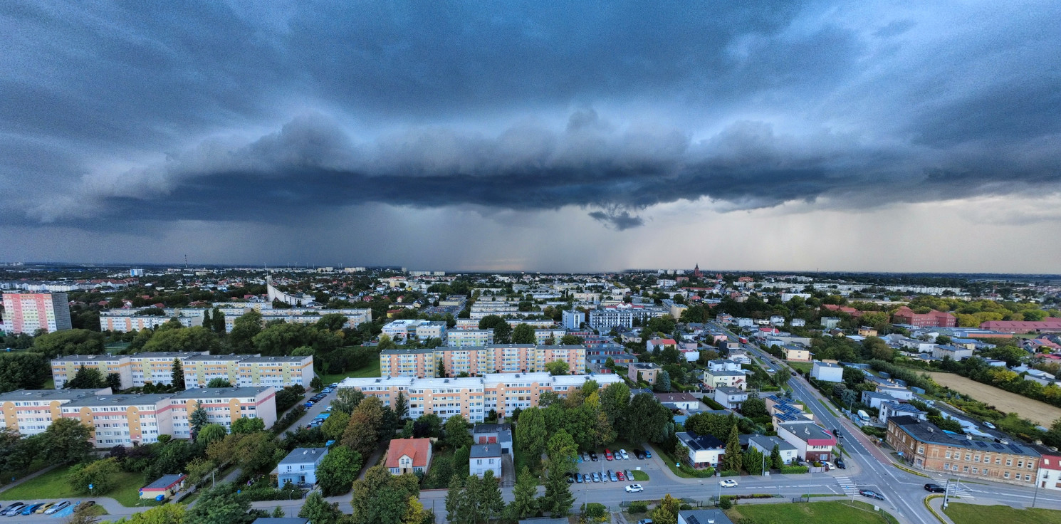 Inowrocław - Uwaga na burze i silny deszcz. Jest ostrzeżenie