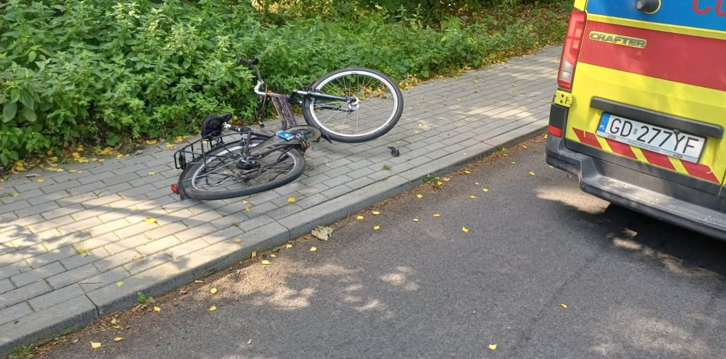 Region - Rowerzystka potrącona w Przyjezierzu trafiła do szpitala
