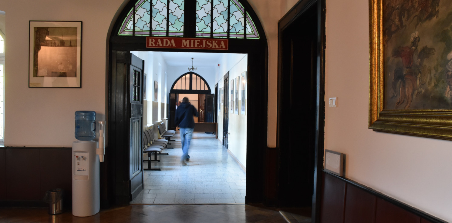 Inowrocław - Miał "napastować" radnego. Szczegółów nikt nie ustalił