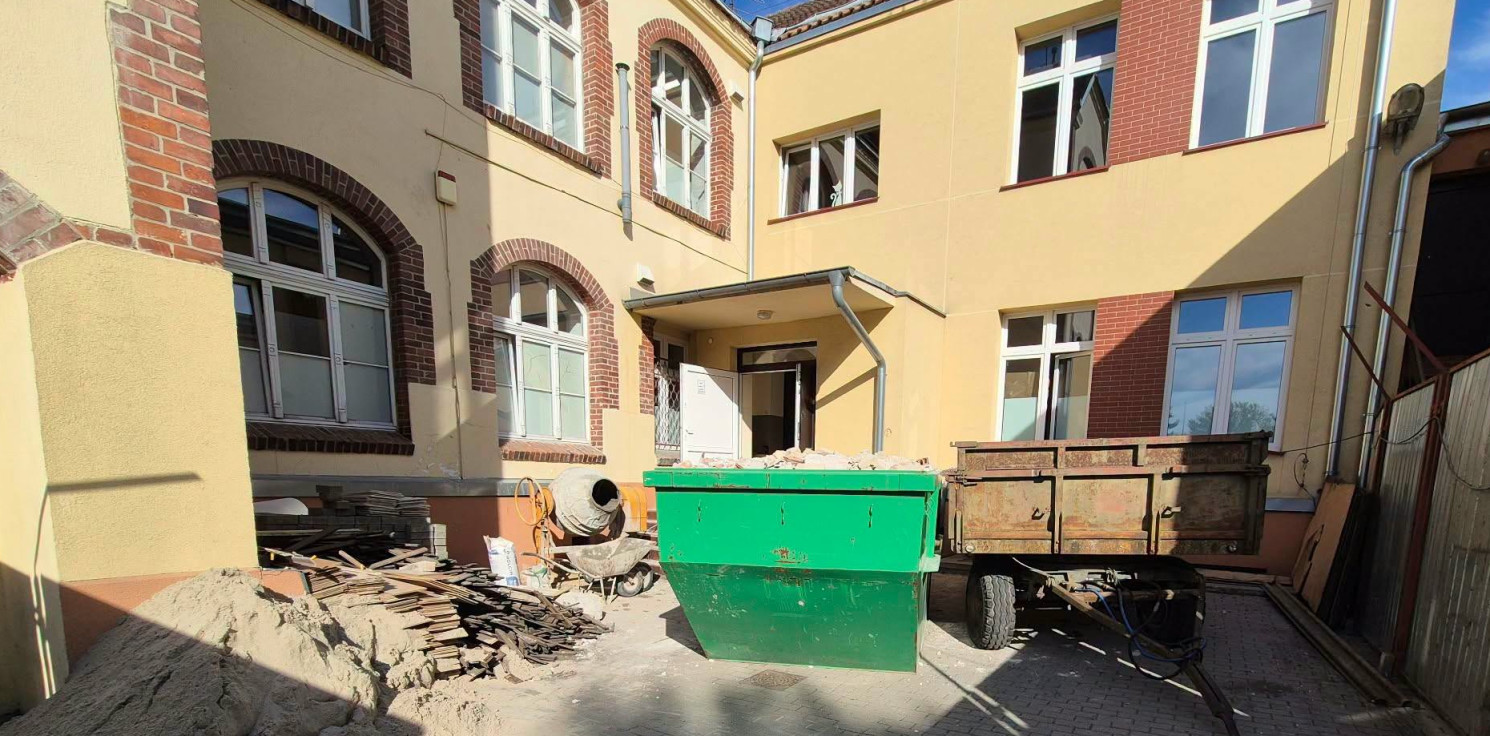Kruszwica.online - Parter szkoły zmieni się w miejsce dla seniorów