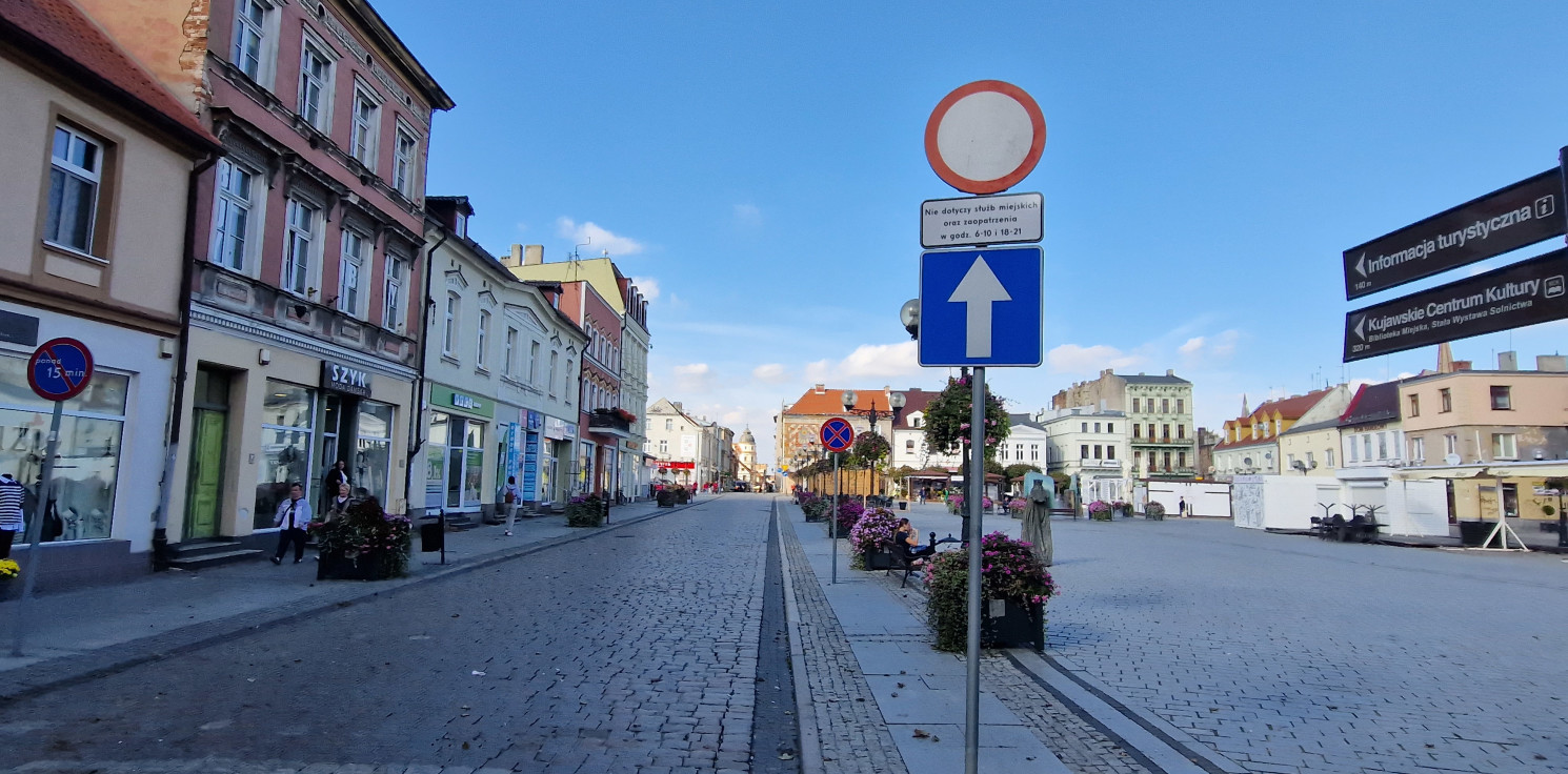 Inowrocław - Nowe ograniczenia w centrum. Radny: przedsiębiorcy mają problem