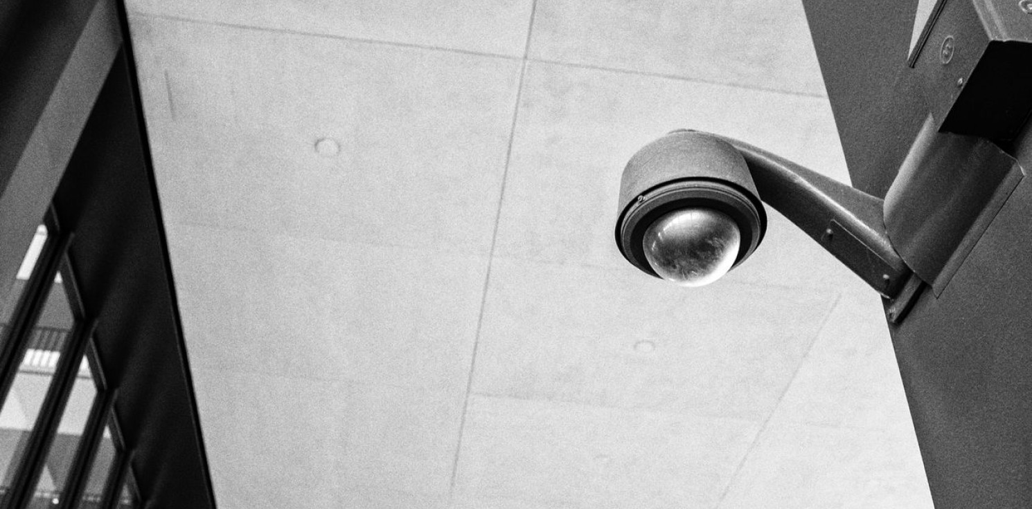Region - Kiedy planować monitoring i alarm w nowym domu? Przewody, rejestrator, czujki