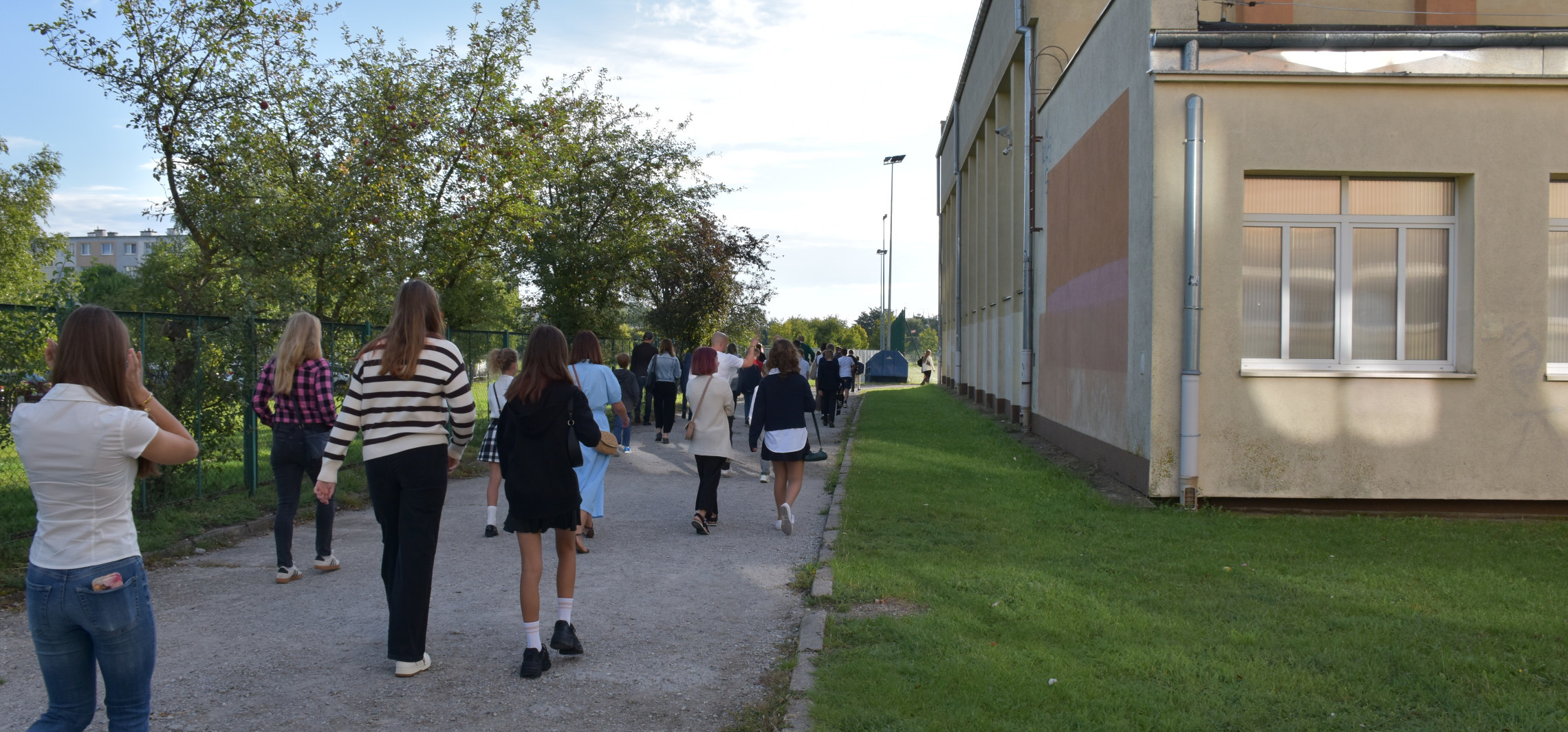 Czy dzieci są bezpieczne? Radni apelują po atakach w szkołach