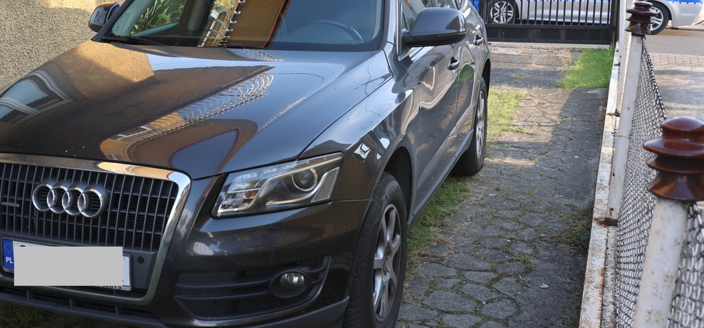 Kierowca miał 1,5 promila, uderzył w auto i uciekł