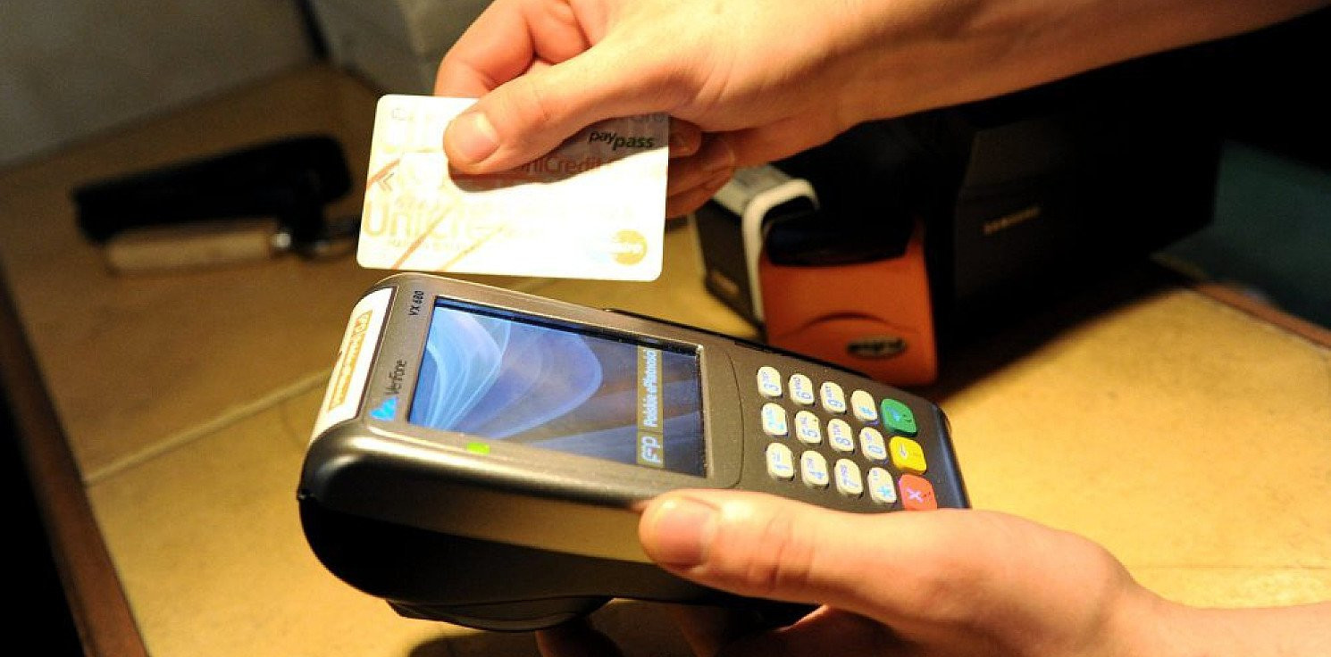 Kraj - Banki mają czas do końca 2020 r. na poprawę bezpieczeństwa przy płatnościach kartą