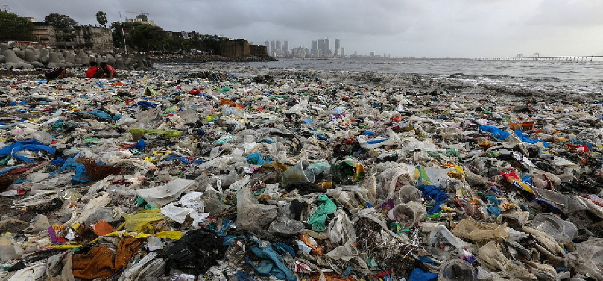 Świat - Plastik większym problemem niż zmiany klimatu