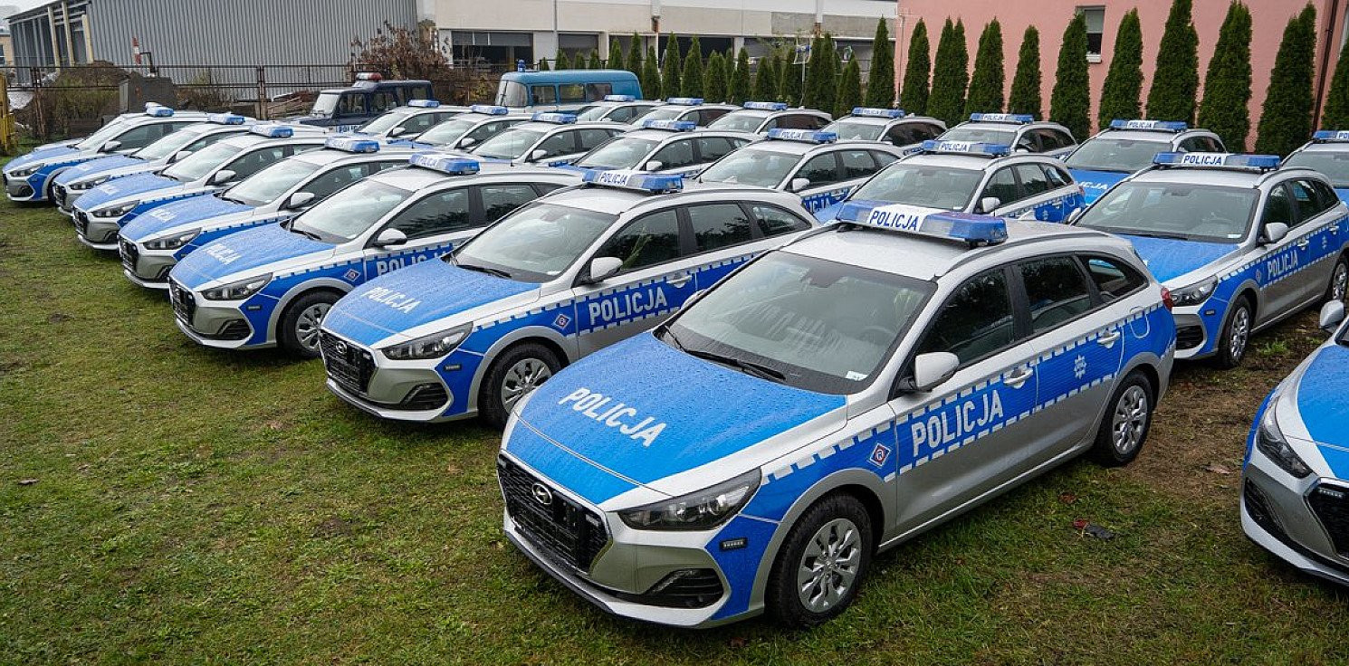 Region - KWP w Bydgoszczy kupiła 40 radiowozów