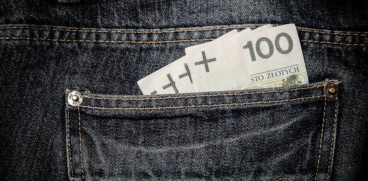 Kraj - Przeciętne wynagrodzenie w III kwartale wzrosło o 7,7%, do 4931,59 zł