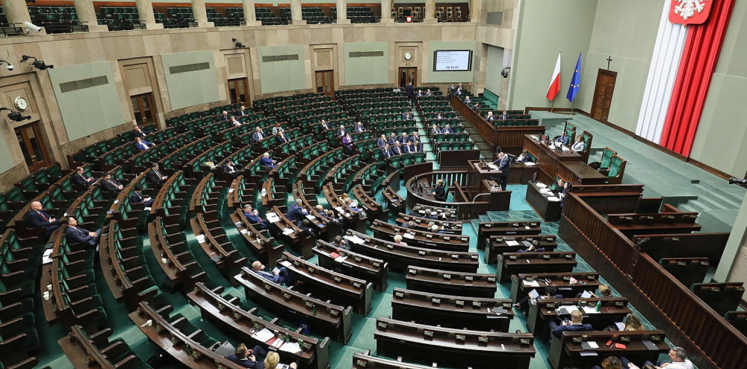 Kraj - Sejm nie odrzucił projektu PiS o finansowaniu tzw. trzynastych emerytur