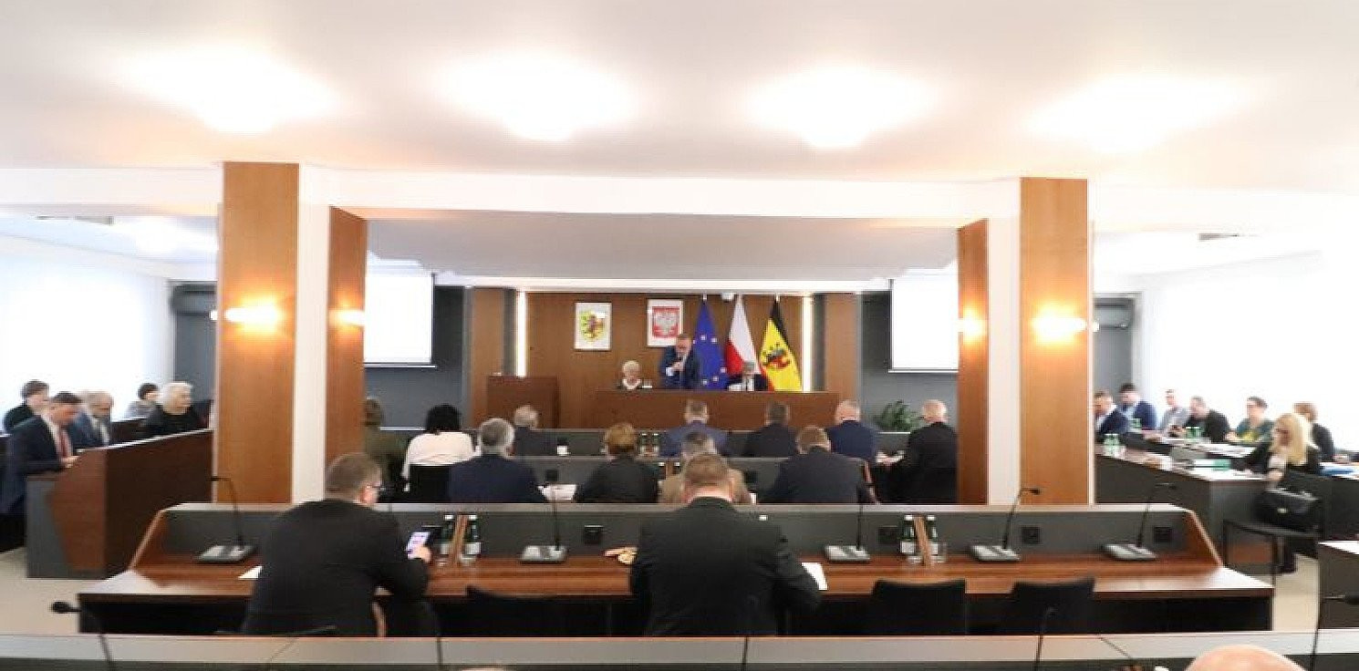 Inowrocław - Rada Powiatu przyjęła kolejne uchwały 