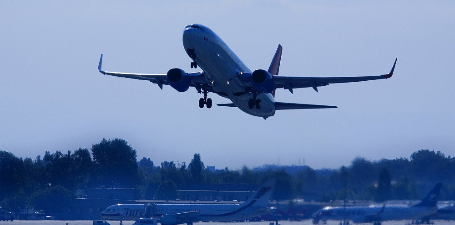 Kraj - Polska w czołówce - rośnie liczba pasażerów linii lotniczych
