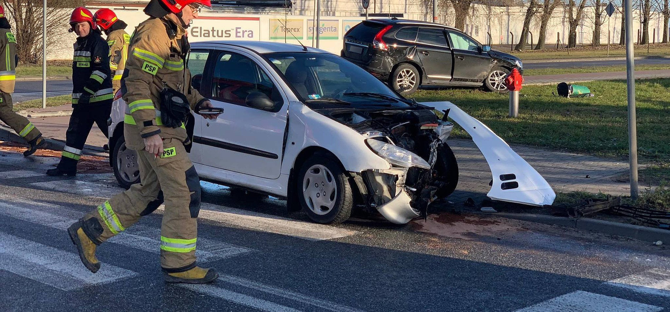 Inowrocław - Zderzenie dwóch aut na Pileckiego