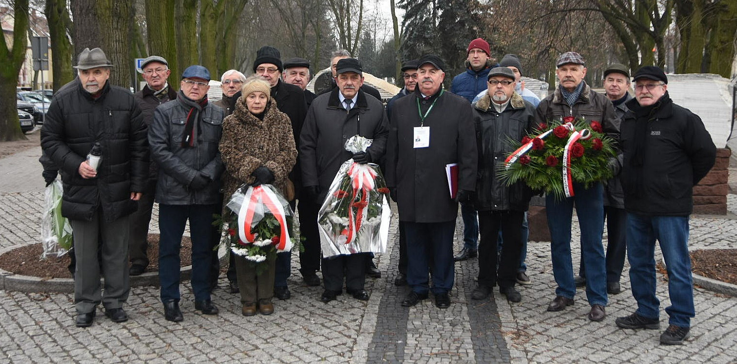 Inowrocław - Lewica zaprasza za tydzień pod pomnik