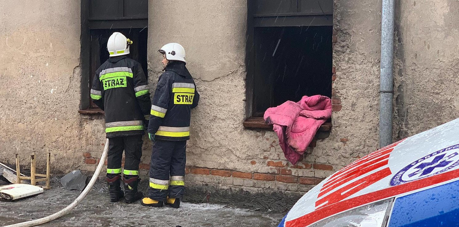 Gniewkowo.online - Pożar kamienicy w Gniewkowie. Są poszkodowani