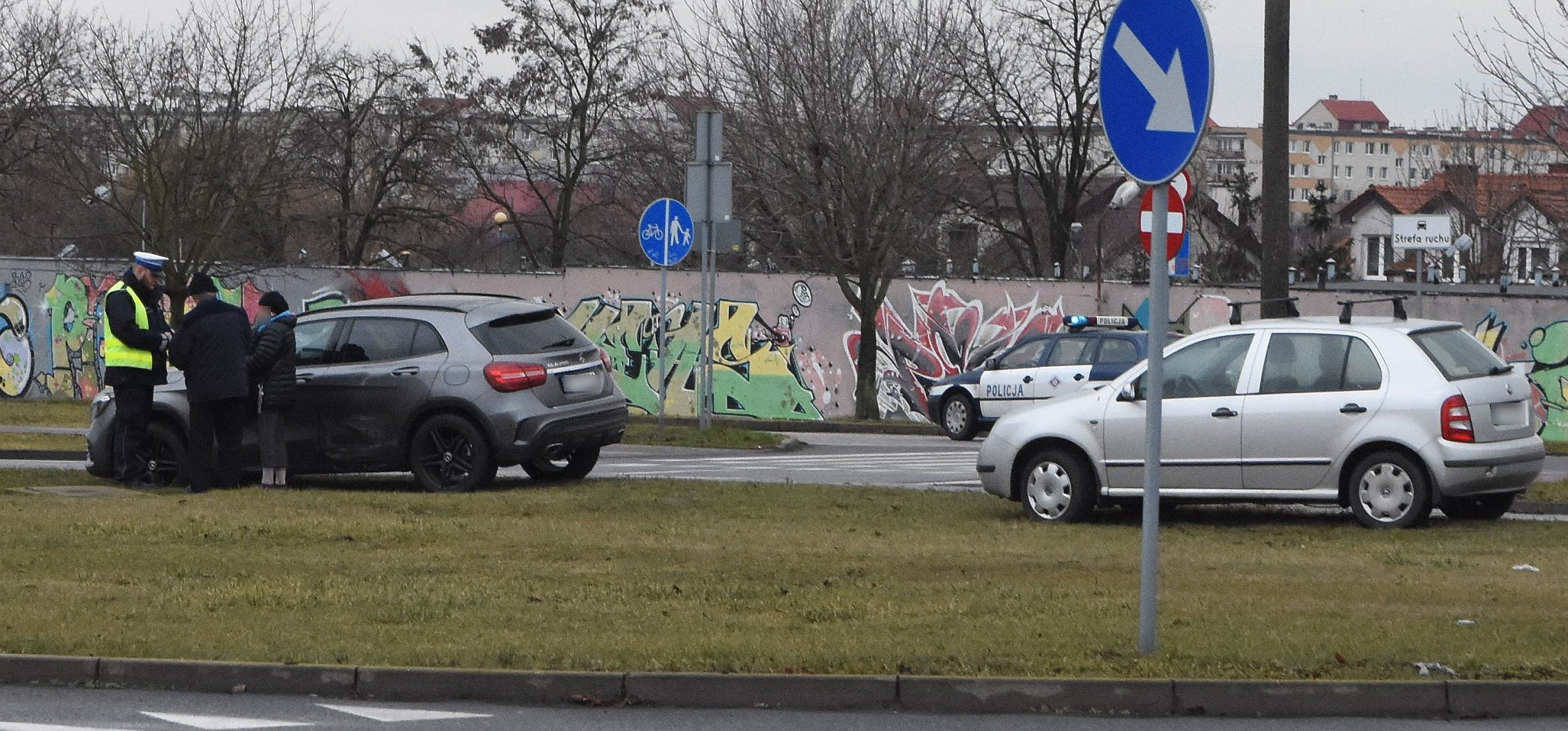 Inowrocław - Zderzenie dwóch aut na al. Niepodległości