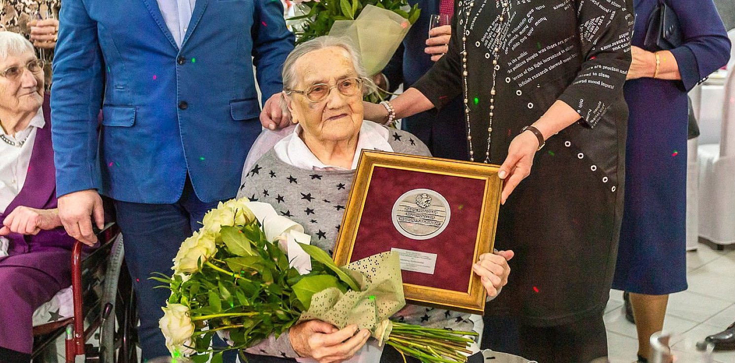 Janikowo.online - Kolejna stulatka z medalem Unitas Durat